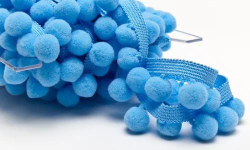 MZPOM-4008 Pompons Grande Blau MZPOM-4008.jpg