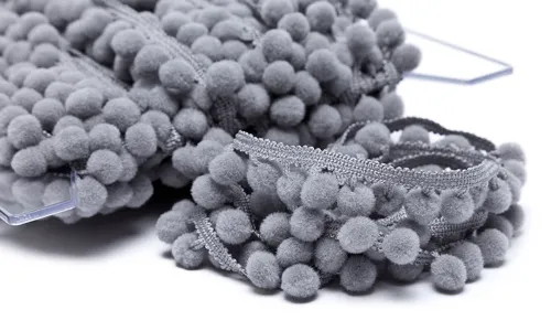 MZPOM-2023 Pompons Medium Grau MZPOM-2023.jpg