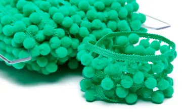 Pompons Medium Smaragd