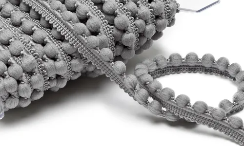 MZPOM-1023 Pompons Baby Grau MZPOM-1023.jpg