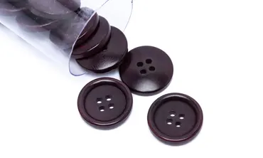 Knopf Corozo 20 mm 4-Loch - Maroon