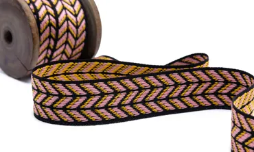 Gewobenes Band 30 mm - Pfeile Schwarz Rosa Senf