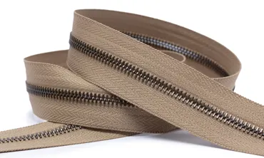 Metallreissverschluss 6 mm - Camel Altmessing