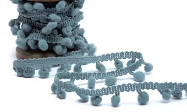 Pompons Medium - Dunstblau