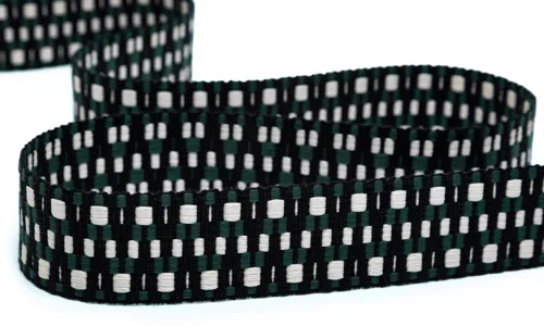 Gewobenes Band 40 mm Aztec Schwarz Ecru Pinie 49-040-302004.jpg